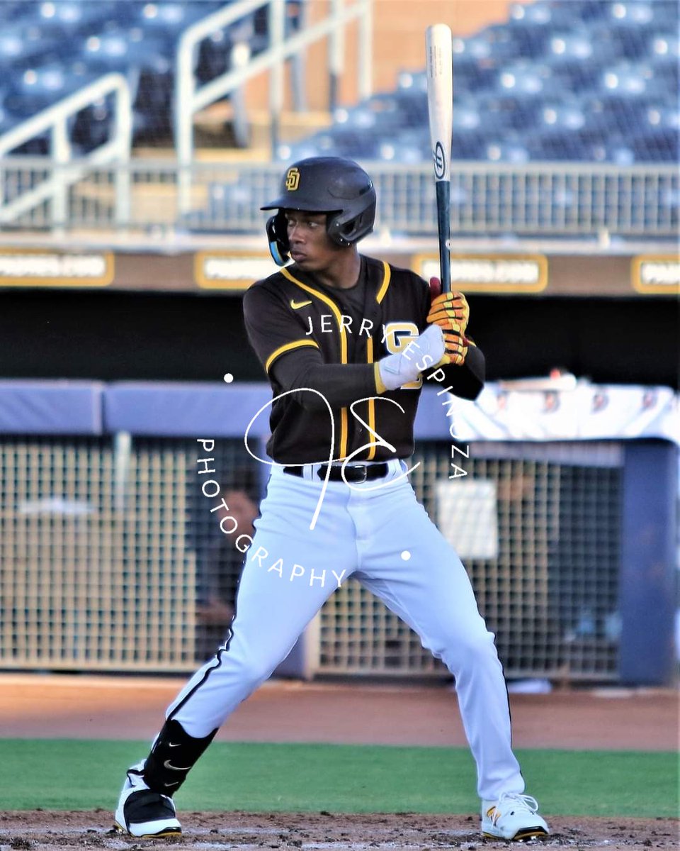 JEspinoza1634's tweet image. San Diego Padres 2023 first round selection Dillon Head with quite the professional debut, 2 for 4 scored 3 runs, drove in 1, had 2 BB's in Arizona Complex League.
