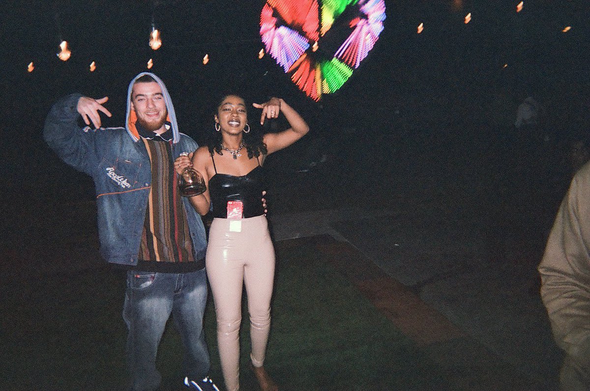 fuckxtizzy's tweet photo. I don’t even know what to say. I love you so much. I’d give all my days up for you right now 💔 https://t.co/C0Gm5J4aNt