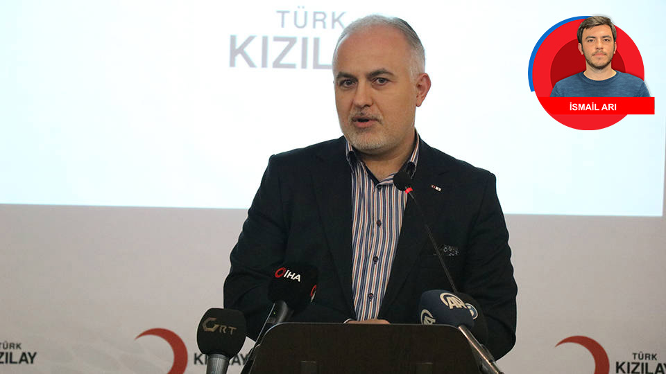 Çadır tüccarı iyilik elçisi oldu

Deprem felaketinin ardından depolardaki çadırları sattığı için Kızılay Başkanlığı’ndan istifa etmek zorunda kalan Kerem Kınık’a, Kızılay Yönetim Kurulu tarafından ‘İyilik ve Merhamet Elçisi’ unvanı verildi
birgun.net/haber/cadir-tu…