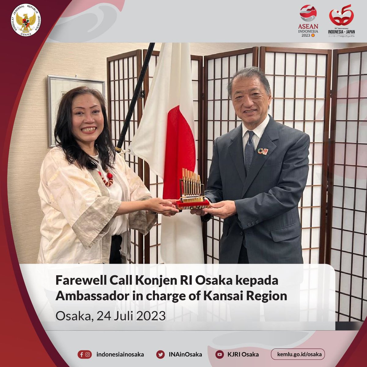 INAinOsaka's tweet photo. 1. Minasan, Pada 24 Juli 2023, Konjen RI @jhenict71 telah melaksanakan farewell call kepada Duta Besar Tsutomu Himeno, Ambassador in charge of Kansai Region di Kantor Penghubung Kementerian Luar Negeri Jepang wilayah Kansai. 

#IniDiplomasi
#RintisKemajuan https://t.co/zROit0gmRV