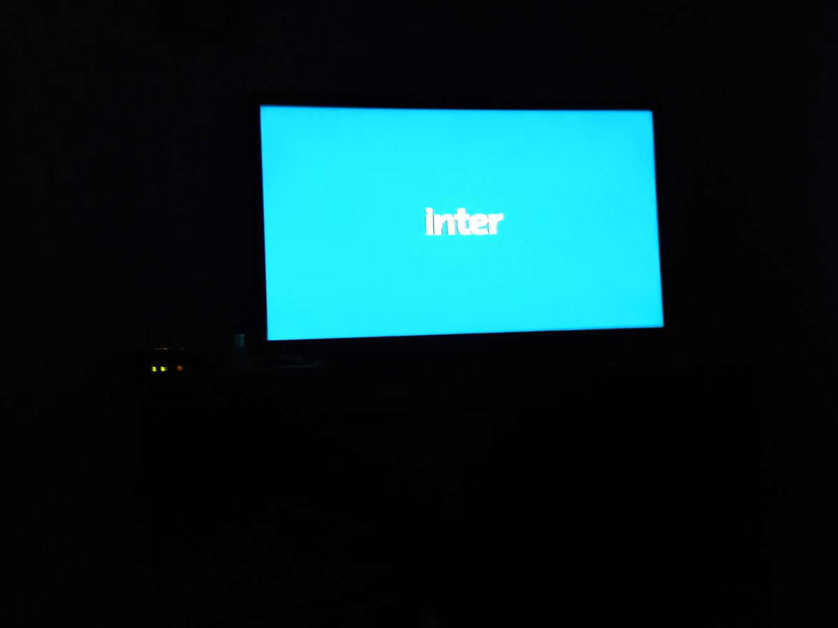 kburguera's tweet photo. Estamos hace dos años esperando la bendita fibra. Lomas del este Valencia. Carabobo. Mientras tanto el Internet pésimo y el cable también canal @antena3int  63 esto es casi todos los días https://t.co/UCvrYUjkvJ