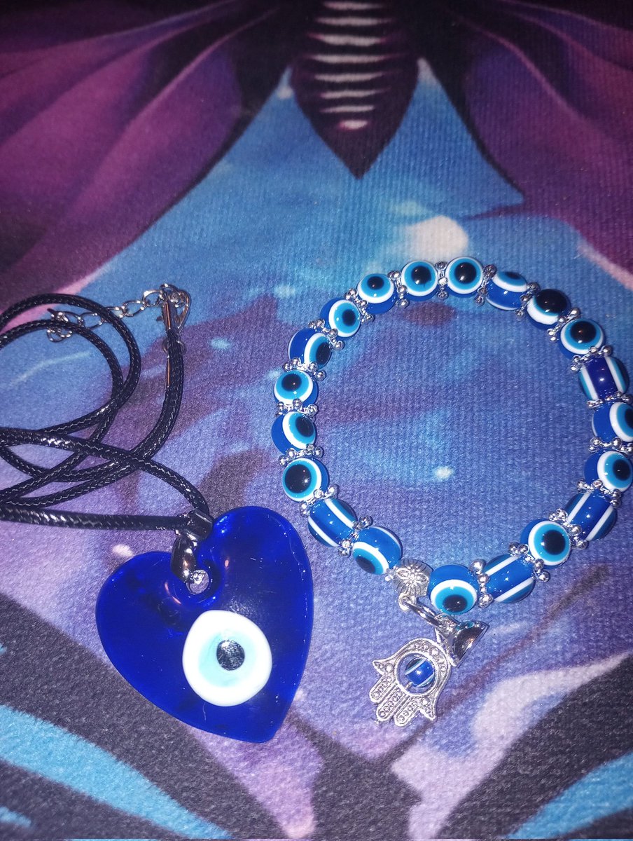 Order your Evil Eye Protection Necklace Set for only $20 and get it #HalfPrice 

#etsy #etsyseller #etsyshop #evileye #protection #EvilEyeProtection #sale #HalfOff #SpiritualJewelry 

etsy.com/listing/153158…
