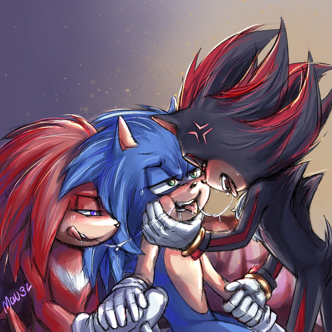 Mav3s_illus's tweet photo. Nervous about posting this, but here's my submission for @StudioNonsense1 dtiys. It came out rather...steamy. it's just a kiss! 😳🙈.
I guess shadow doesn't like sharing,  he's rather possessive 😵.
I will post something cute next week.
#sonknuxadow #sonadow #sonknux https://t.co/4Lnqt5b9S5