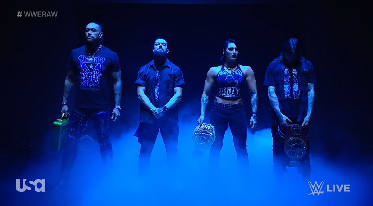 SKWrestling_'s tweet photo. Huge pop for The Judgment Day. 
It's their yard, after all. 🤷‍♂️
#WWERaw #WWE https://t.co/otjyJ5CXxD