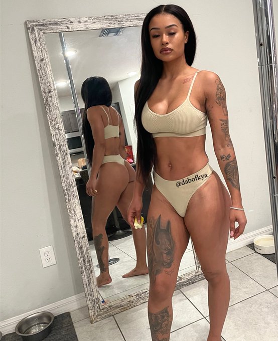 you should see this shit in person.. https://t.co/Fju7WwQ8Oc