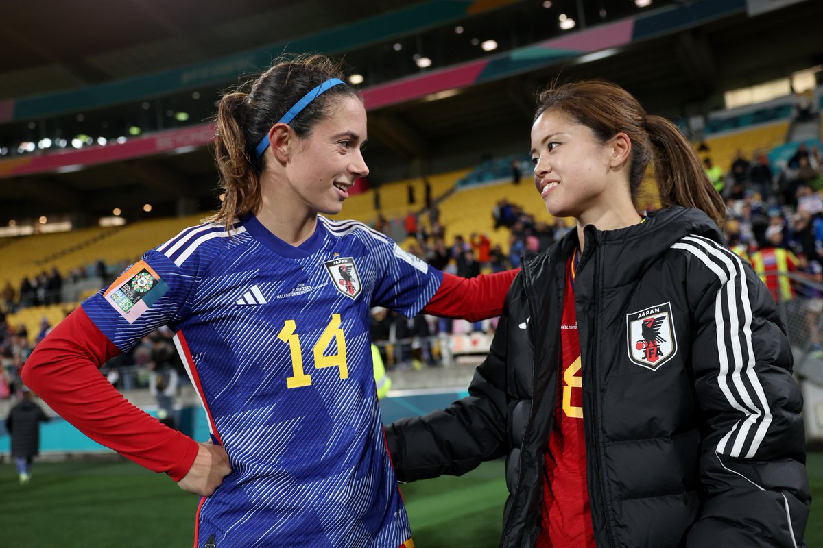 FIFAWorldCup_JP's tweet photo. 🇪🇸 @AitanaBonmati 🤝 @maybe10_ 🇯🇵

#BeyondGreatness | #FIFAWWC https://t.co/bL7M6c4Auh