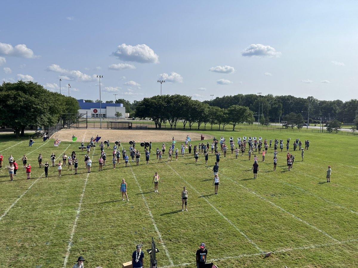 mentorFCMB's tweet photo. Day 1 of band camp in the books! Our trip to Hawaii was great and we are off to Twins…Town tomorrow. Congrats to our saxes for taking Section of the Day!! https://t.co/40CsWXTT40