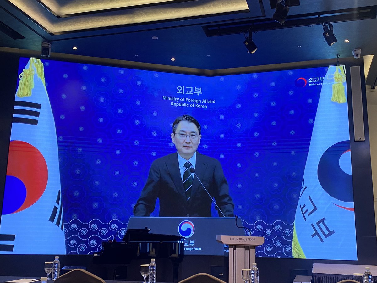 pirnavskaia's tweet photo. π£ Deputy MFA of South Korea, Mr. Yong-min Park, delivers welcoming remarks, highlighting the important role #NEREC plays in the #nonproliferation policy landscape in Korea and globally. (1) https://t.co/vL6naZCo96