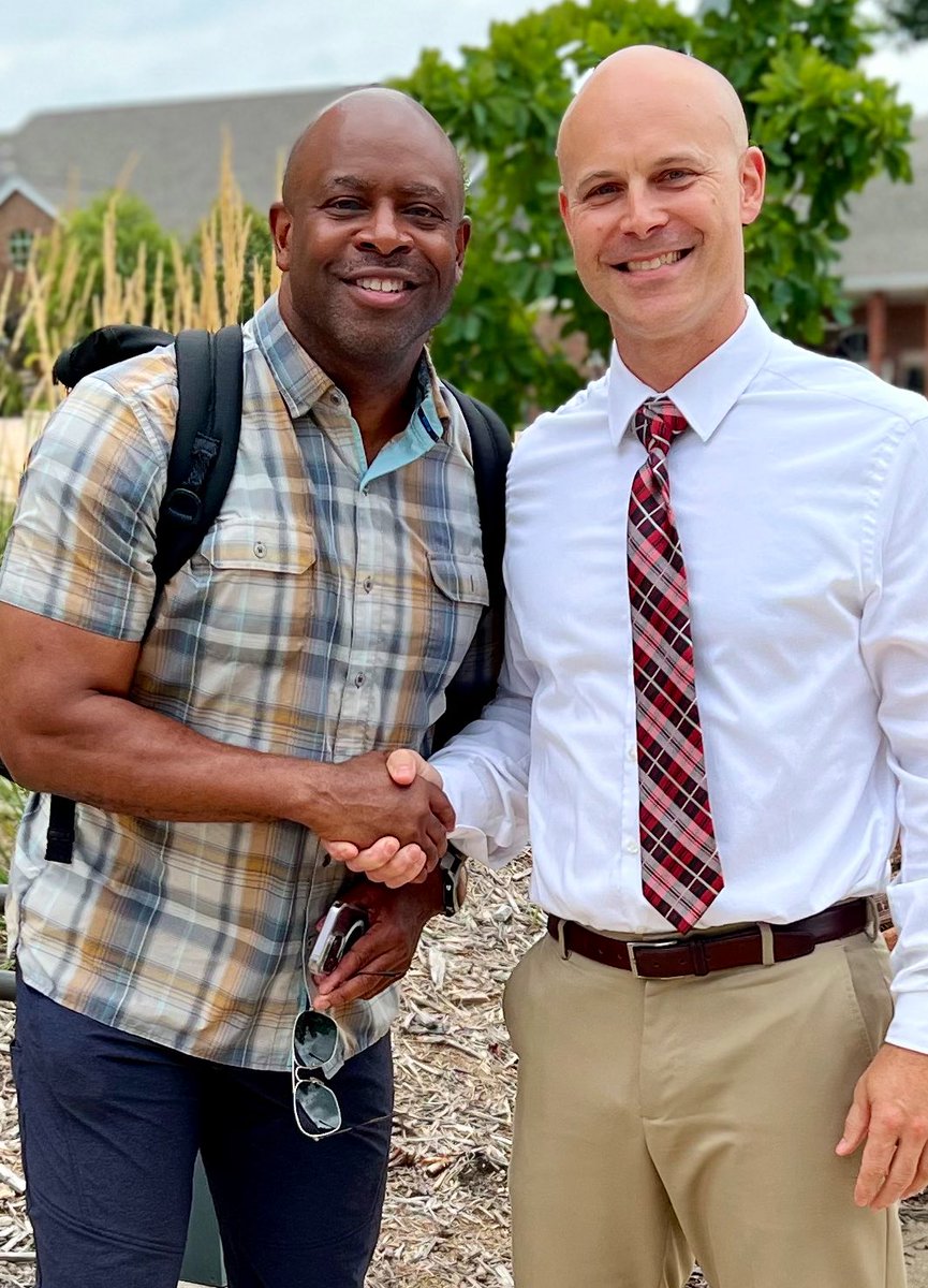 Astronaut Leland Melvin - the best inspirational speaker I’ve heard in my 23 years of #STEMeducation ! A fantastic start the first Regional STEM Conference hosted by <a href="/MissouriSandT/">Missouri S&T</a>. <a href="/SandTKummerSTEM/">Missouri S&T Kummer Center for STEM Education</a> <a href="/wpzizzers/">West Plains School District</a>