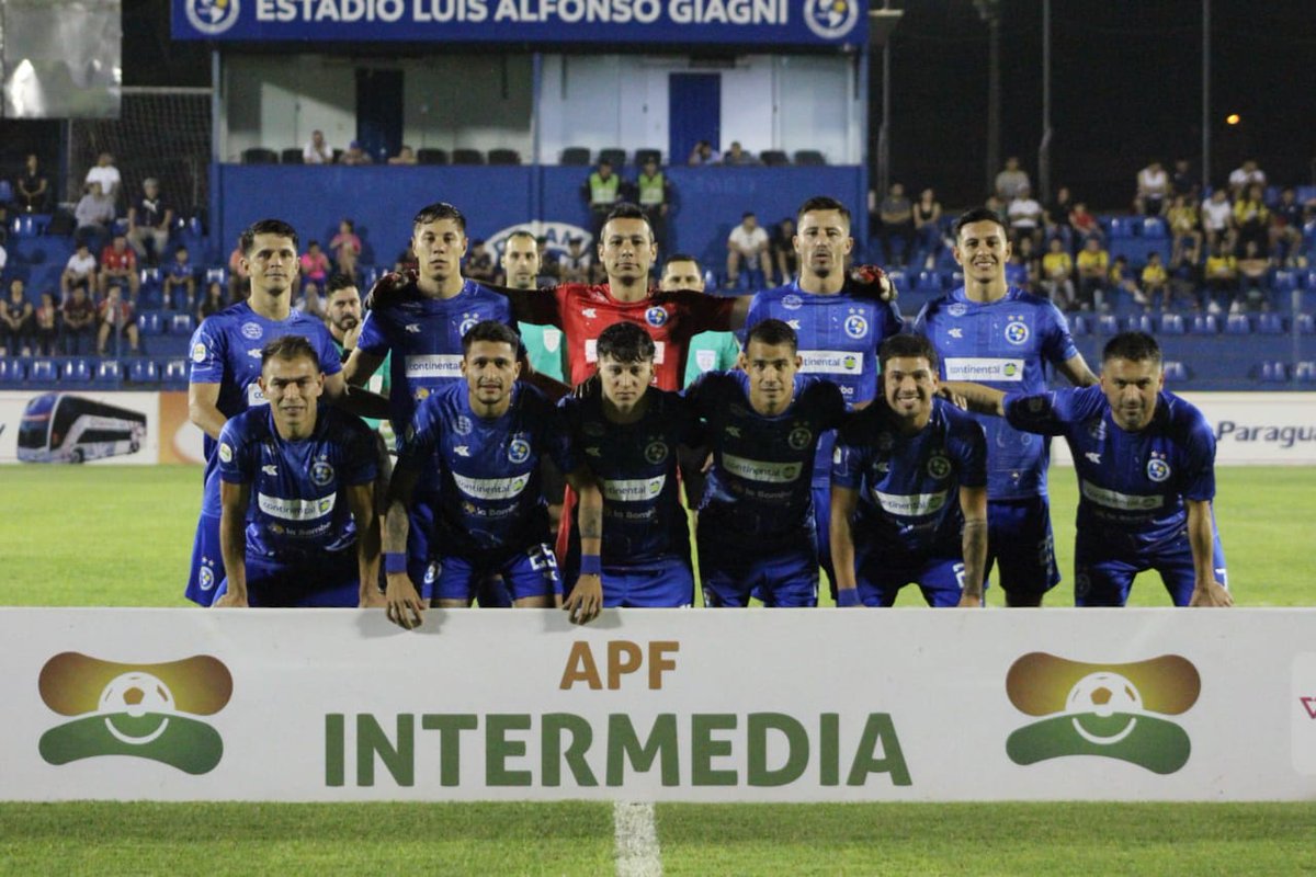 SoldeAmericapy's tweet photo. 𝙇𝙖 𝙖𝙡𝙚𝙜𝙧𝙞𝙖 𝙙𝙚 𝙡𝙖 𝙫𝙞𝙙𝙖 

El único puntero del campeonato con 4️⃣2️⃣ unidades celebra y hace feliz a toda su gente.

Con mucho corazón, fútbol y entrega colectiva para sumar de a 3 en casa.

¡ Vamos todos juntos !

#FuerzaSol https://t.co/BPZQ0VzHY9