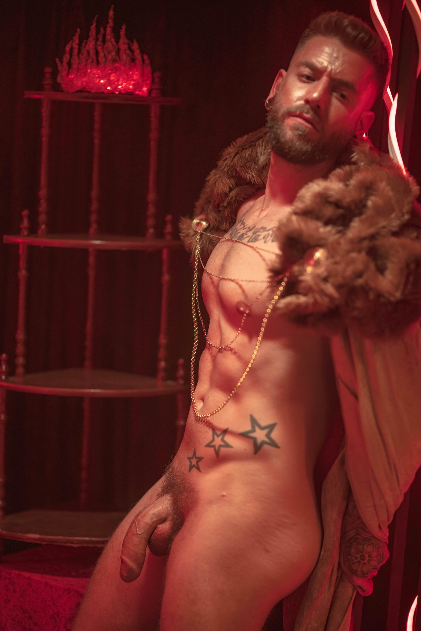 Are you enjoying the summer heat? 🔥🔥🔥 📷 @FantasyXtudio https://t.co/WyWEh4Tbuz