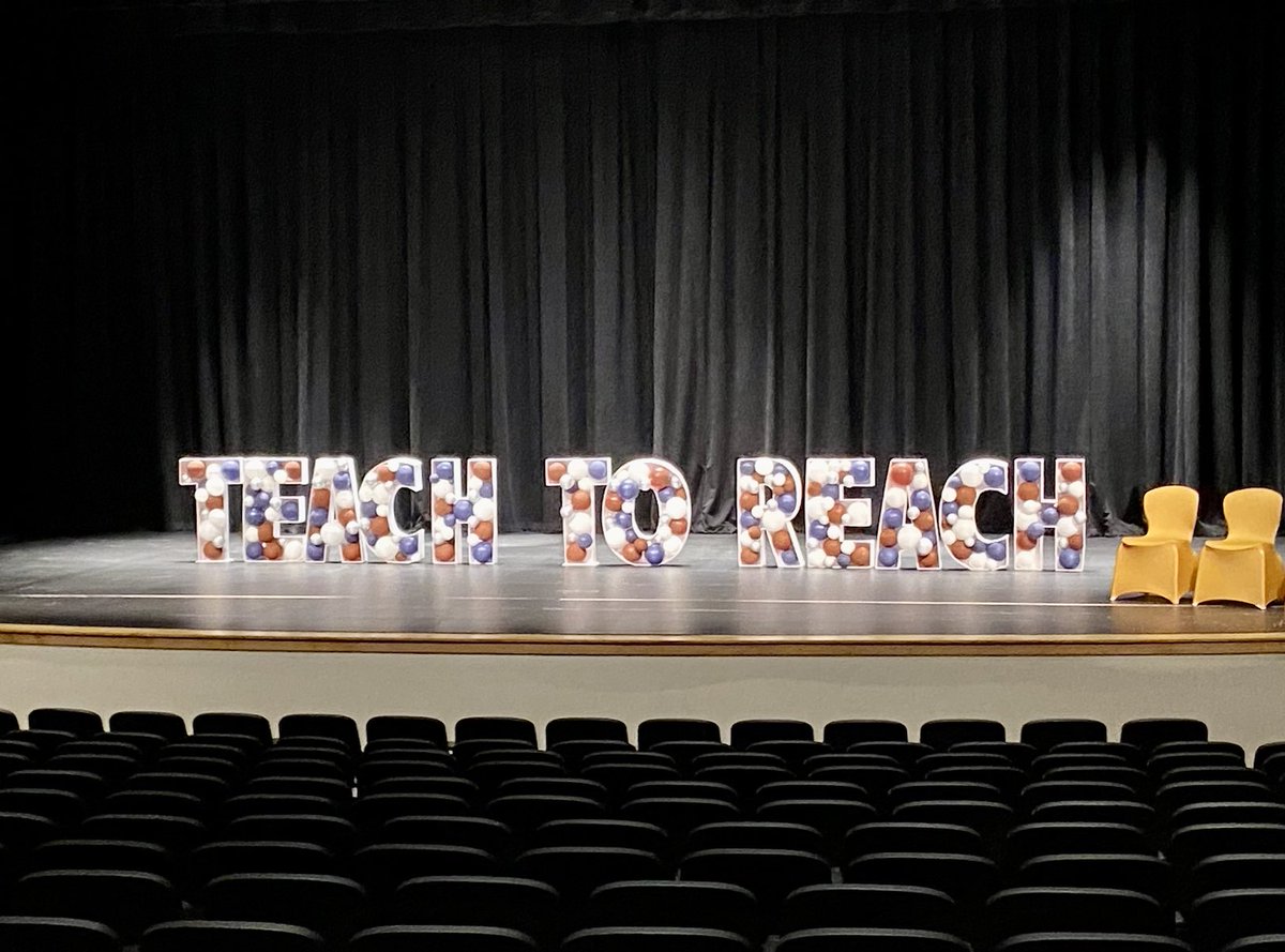 MrsLauer's tweet image. To the 450 ⁦@SVVSD⁩ Teachers going to #TeachToREACH Tomorrow- we are ready for you! Let’s Realize Excellence for All Children #StVrainStorm ⁦@StVrainOPD⁩ ⁦@SVPriorityPrgms⁩ ⁦@ServingStVrain⁩