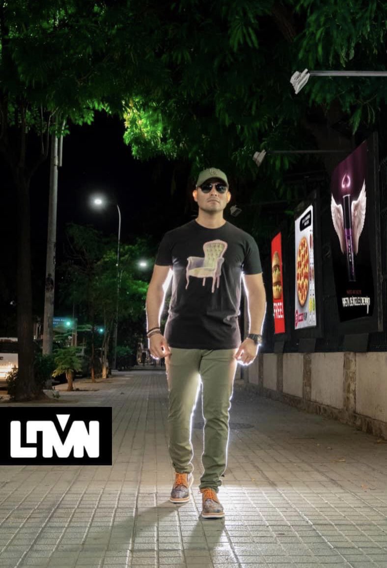 LamnMexico's tweet photo. Escribe tu propia historia con LAMN
https://t.co/v3beZ50FMk 
#LaPlayeraMásBonita https://t.co/O9MaaX8Wzj