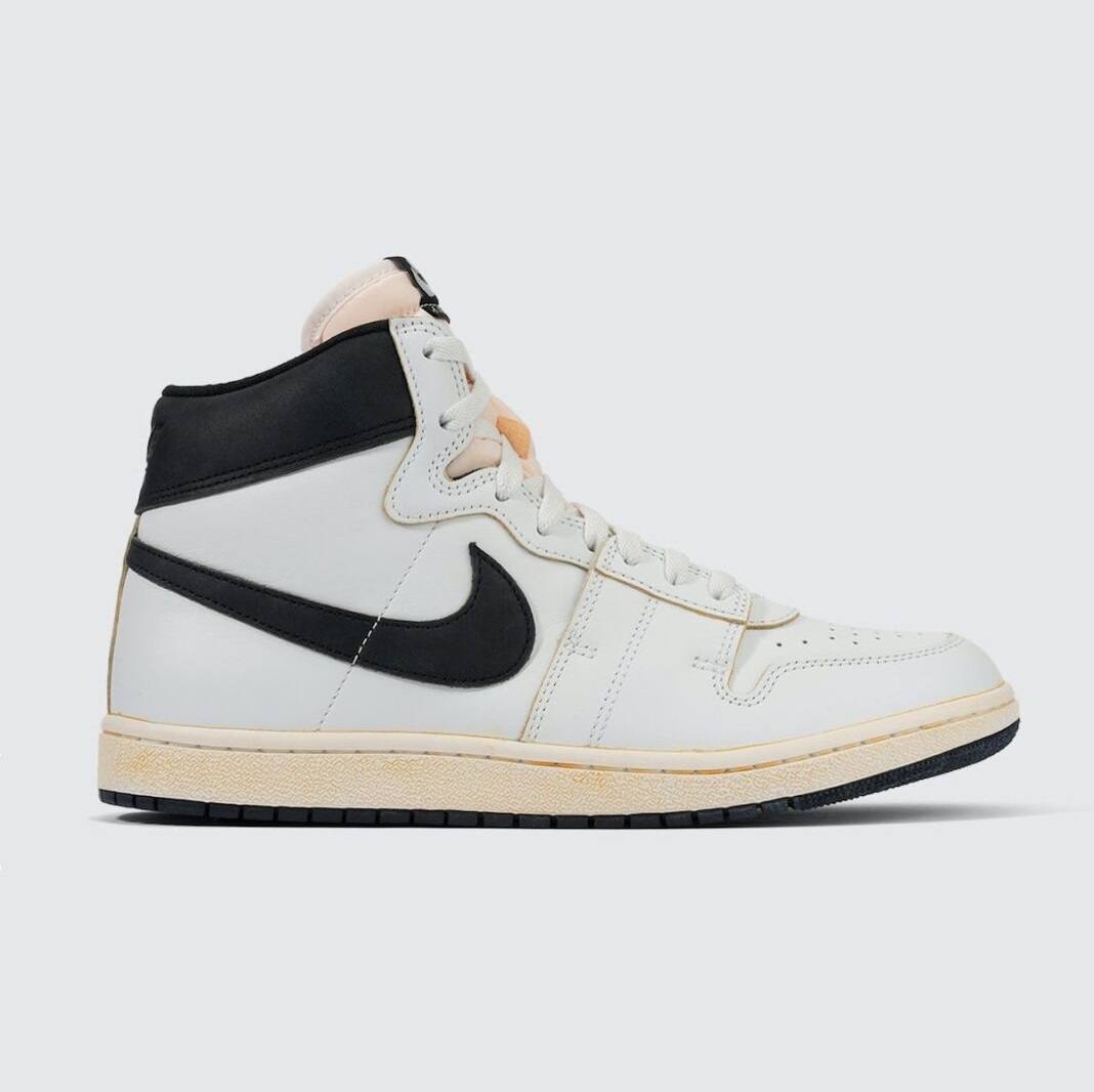 selectsk123's tweet photo. 8月突入!今月いちばん跳ねるのはどのアイテム?#summitwhite #アママニエール #amamaniere #ナイキ #nike #SNKRS #ジョーダン #airship #airjordan #selectsk #スニーカーショップ https://t.co/2LDhfyyvKV