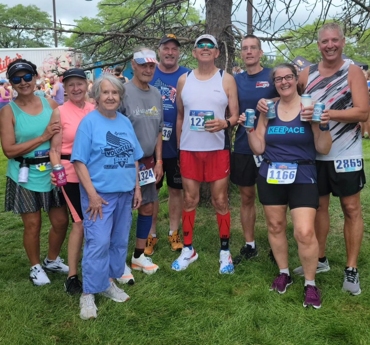 runnergirl1612's tweet photo. Such a fun weekend running the Bix7! It's one of my all time favorite races even though it's hot and hilly AF π€£π€£. Can't wait to run it again next year!
#Bix7 #Davenport #WisconsinRunnerGirl https://t.co/FuiWEX0kHK