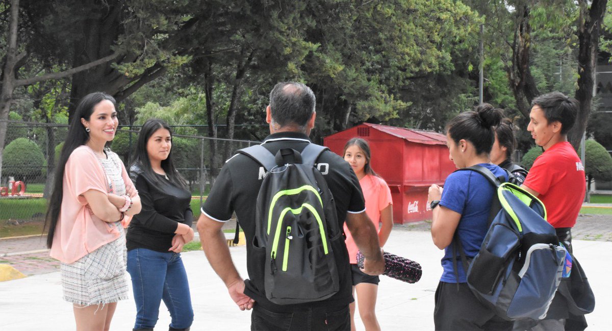 Victori08117024's tweet photo. Saludé al equipo mexiquense de pentatlón moderno, medallistas en los pasados Juegos Centroamericanos y del Caribe 2023, que terminó su concentración de entrenamiento en la cuidad deportiva EdoMéx en Zinacantepec, rumbo a competencias internacionales, Mucho éxito. 👏🏻👏🏻 https://t.co/daUdTOQzMR