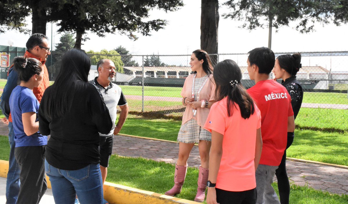 Victori08117024's tweet photo. Saludé al equipo mexiquense de pentatlón moderno, medallistas en los pasados Juegos Centroamericanos y del Caribe 2023, que terminó su concentración de entrenamiento en la cuidad deportiva EdoMéx en Zinacantepec, rumbo a competencias internacionales, Mucho éxito. 👏🏻👏🏻 https://t.co/daUdTOQzMR