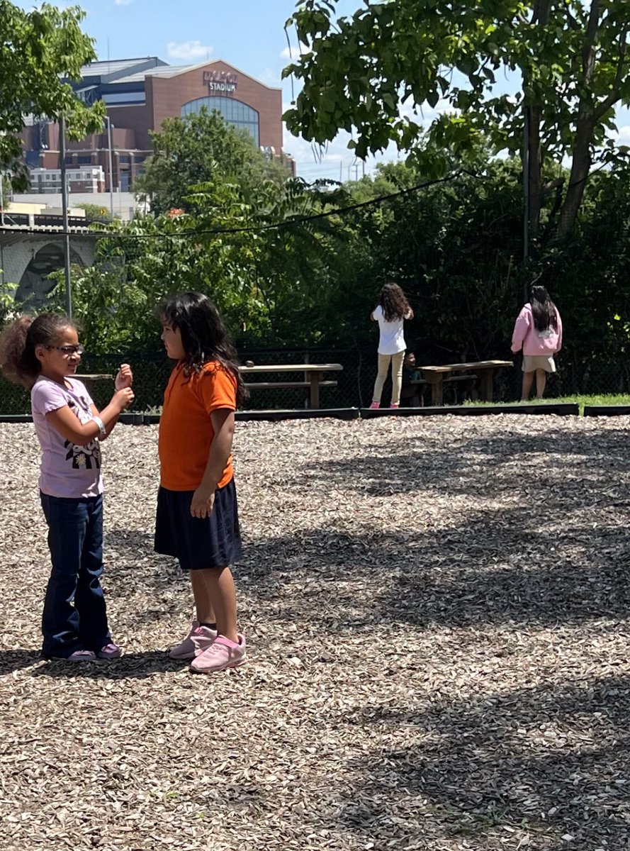 EdisonArts47's tweet photo. We had a great first day of school! GO COOL CATS! #Kindergartencoolcats #onlyatedison https://t.co/tI0qp5ieLJ