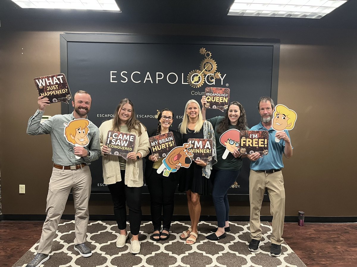 NMScougars's tweet photo. 🎉🏫 Our school had an incredible team-building morning with Escapology! 🙌🧩🔐 Problem solving puzzles, working together, and having a blast! Thank you, Escapology, for the amazing experience! More pics to come. https://t.co/RSVbHjO0sJ