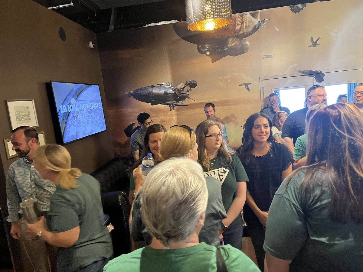 NMScougars's tweet photo. 🎉🏫 Our school had an incredible team-building morning with Escapology! 🙌🧩🔐 Problem solving puzzles, working together, and having a blast! Thank you, Escapology, for the amazing experience! More pics to come. https://t.co/RSVbHjO0sJ