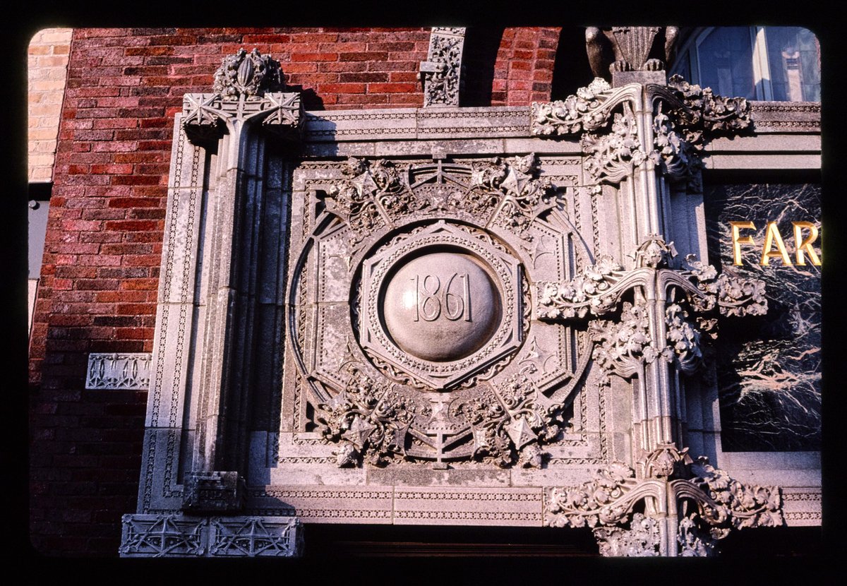 oldroadside's tweet photo. farmers and merchants union bank, james street, columbus, wisconsin, 2008 https://t.co/xKMRWCBmdi