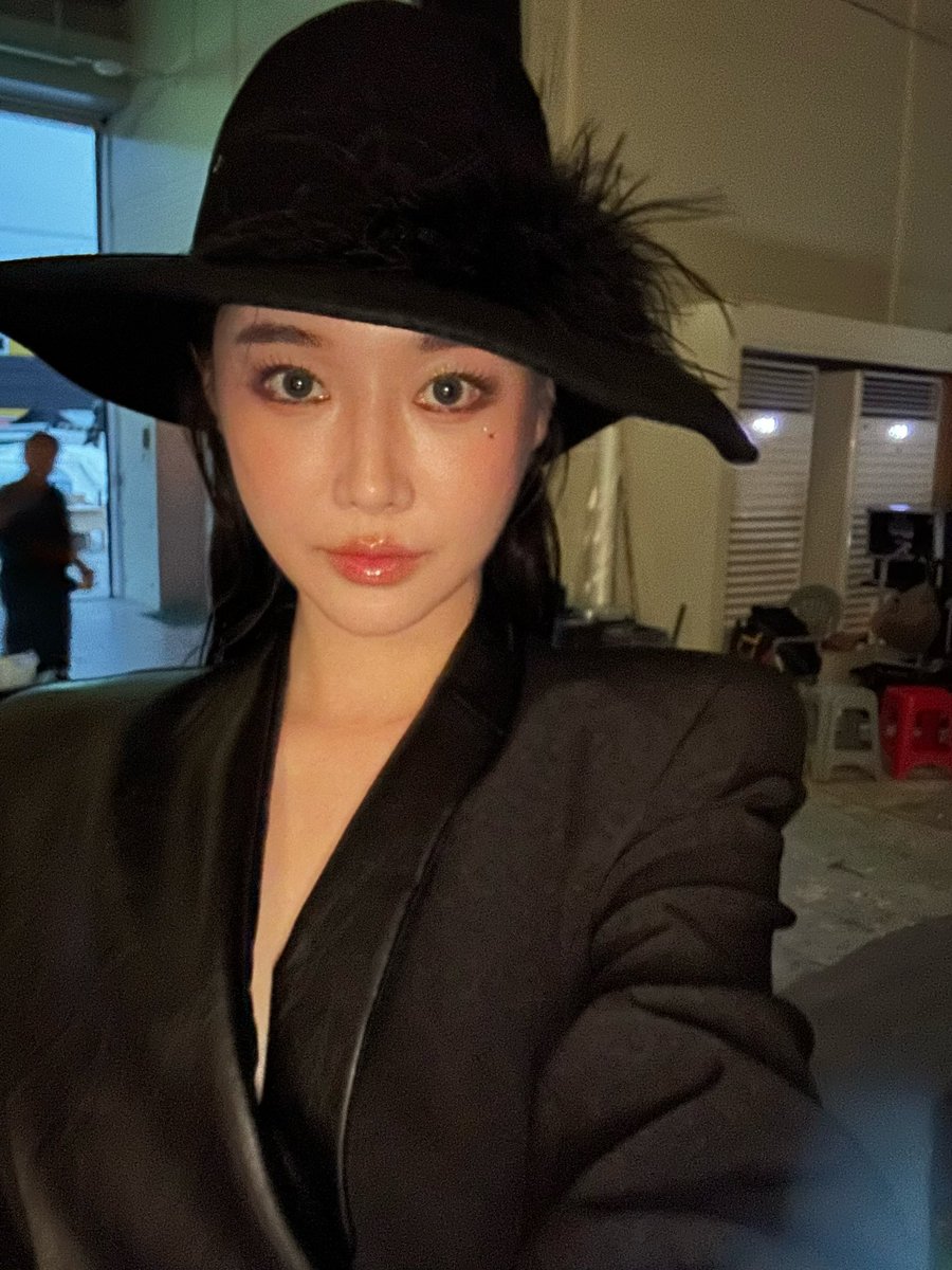 민영 / MINYOUNG tweet media
