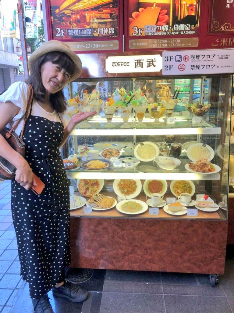 Mayumi3bi's tweet photo. 7/29 diary2 新宿のレトロな喫茶店、珈琲西武にてthe paselinesのカセットリリース打ち上げでした!女子3人プリンアラモード✨
フランス🇫🇷Orwellとthepaselinesのsplitカセット、DLコード付きで販売中!まだの方は下記でチェックしてみてくださいね!
👎
https://t.co/R4YkPeU2kl…
#thepaselines https://t.co/UdckSkpybH