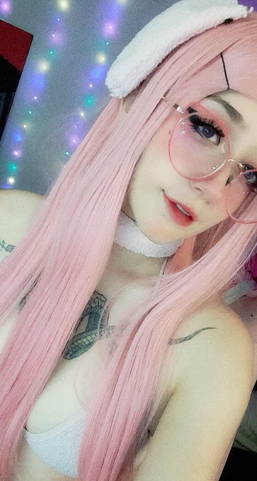 Today I'm a lil bunny 🐰🐰 https://t.co/Z7QU7h7Ju7<a href="/tag/mvsales"class="tags"><span>#mvsales</span></a>