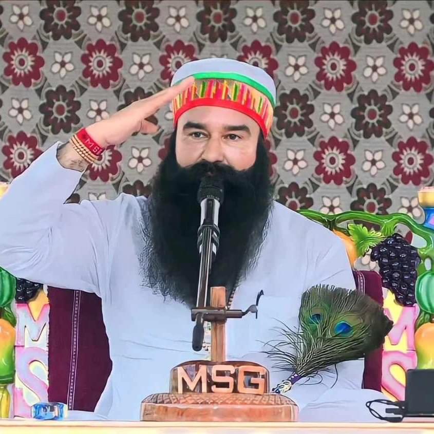 iamsaurav24's tweet photo. Millions and billions of congratulations to the entire universe on the birth month of respected Guru #SantMSG in this month his followers plant huge trees and give him birthday gifts.
#HappyIncarnationMonth https://t.co/czRpUjGr2q