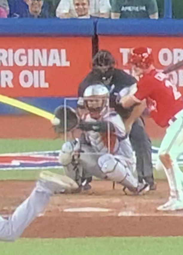 theegrapeape's tweet photo. @SNETCampbell @Sportsnet @BlueJaysNetwork 
So how many of these ridiculous calls do we have to keep watching? Umpires need to be held accountable.
I will let you decide which one you think is a ball and which one is a strike. Guaranteed you will be wrong. https://t.co/Zuy7OQpDtd