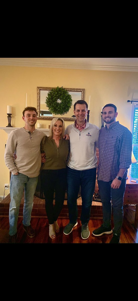 ViewBoysGA's tweet photo. The Parkview Panthers Family is broken hearted over the passing of our own, David Kelly. 

David Kelly served the #ViewBoys as Booster Club Treasurer, Announcer and Golf Tournament director. 

THE example of a great husband, father, coach, friend and servant. https://t.co/2EG2J19Udm