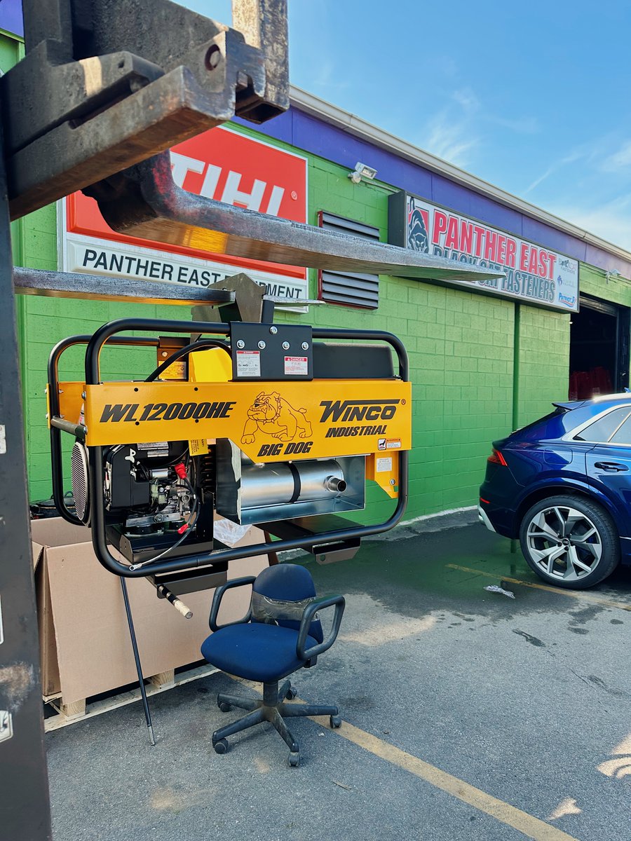 panthereast's tweet photo. Generators are crucial for any job site!

They provide power for tools, lighting, and other equipment, making it possible to do the job.

#roofingequipment #osha #roofer #roofing #fasteners #stihl #construction #phillyconstruction#philly #phillyroofer #generator https://t.co/GHajPmUJmi