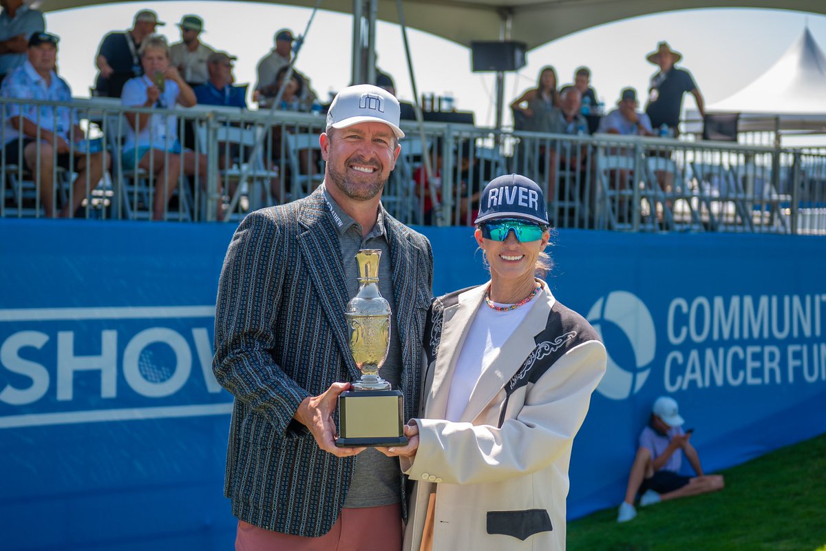 ComCancerFund's tweet photo. Congratulations to @janetgretzky and @markmulder20 for winning the Showcase celebrity golf exhibition on Sunday at @cdaresortgolf. #theshowcase #communitycancerfund #IAMCCF https://t.co/2ZIEo0bfpu