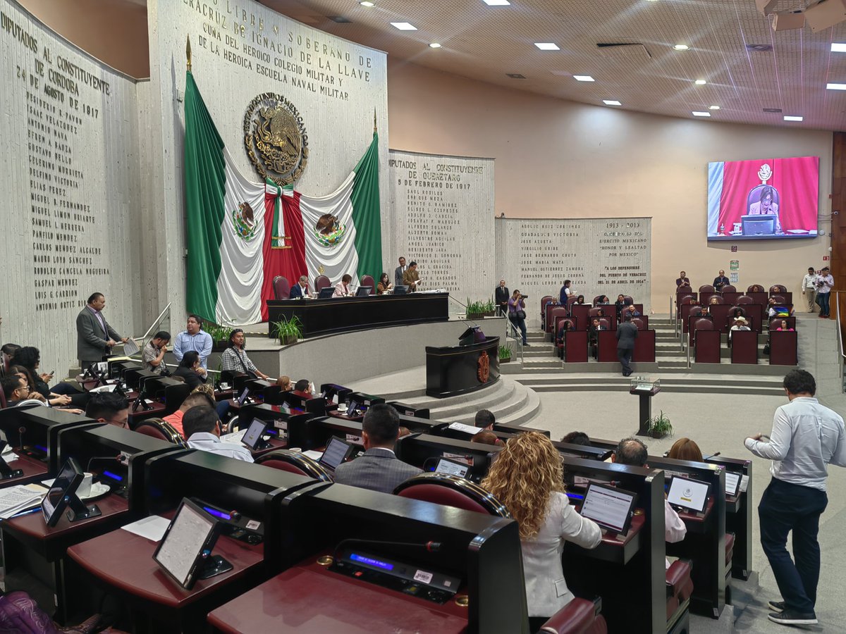 Designamos, en sesión ordinaria de esta tarde, a los nuevos contralores de organismos autónomos, como la CEDH, ORFIS, IVAI, TRIJAEV, CEAPP y del mismo Congreso del Estado.