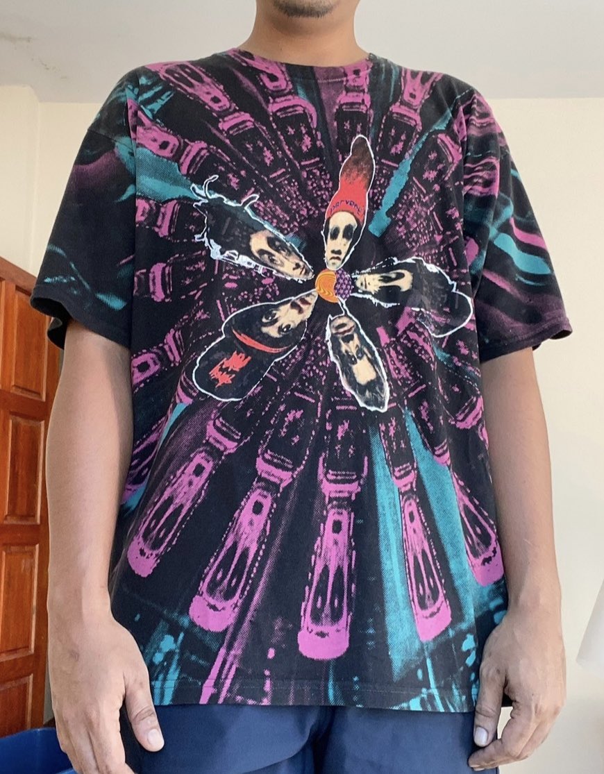 sansick2's tweet photo. Rare Vintage 90s #PopWillEatItself - The Looks or the Life #pwei

https://t.co/S2EnYBGtnA https://t.co/03KD7kAohg