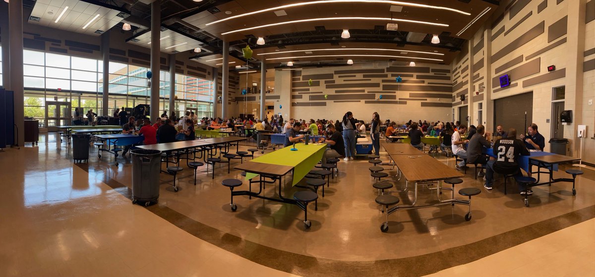 WLMSWolvesPTO's tweet photo. PTO welcomed back all staff with a lunch today. Delicious!! We also gave out a small goodie bag of school supplies from our BTS supply drive.
Wishing you a joyous, exciting, meaningful year! Welcome to the Pack!💙💚
#gratefulforyou https://t.co/KrHqOmFPbS