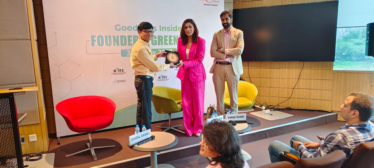 vkguptasoftware's tweet photo. An inspiring event was done at our office Techno Hub, "GOODNESS INSIDE: FOUNDERS' GREENTALK," featured by the visionary Founders of Mamaearth, Varun Alagh and Ghazal Alagh, hosted by iStart
Rajasthan and FICCI FLO.

#FICCI #ficciflo #istart #doit #GhazalAlagh  #mamaearth https://t.co/vQfiICxBnA