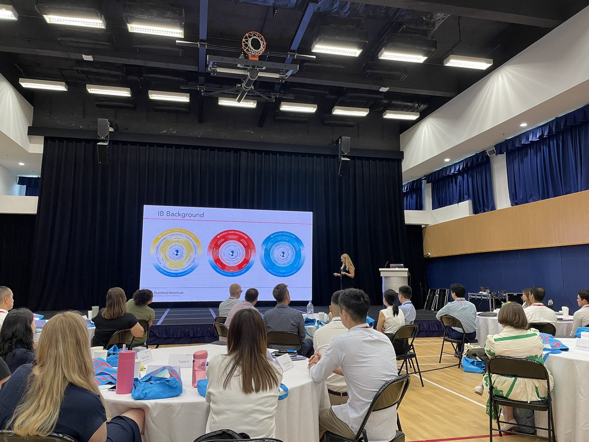 Rae Lang tweet media