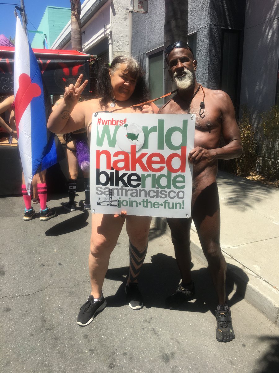 sfwnbr's tweet photo. @vbdude415 @andy_naked #BareAsYouDare newbie & veteran & #WNBRist/s from #DoréAlley2023 are looking forward to #JoinTheFun for the next #postEquinox/#preFolsom #WNBRsf2023 ride&afterparty : Saturday 23 September!
#SFNudistHighHolyDays
#SocialPublicNudism #ReNormalizingNudism
#ReNormalizingFreedom https://t.co/uKgcog1NUU