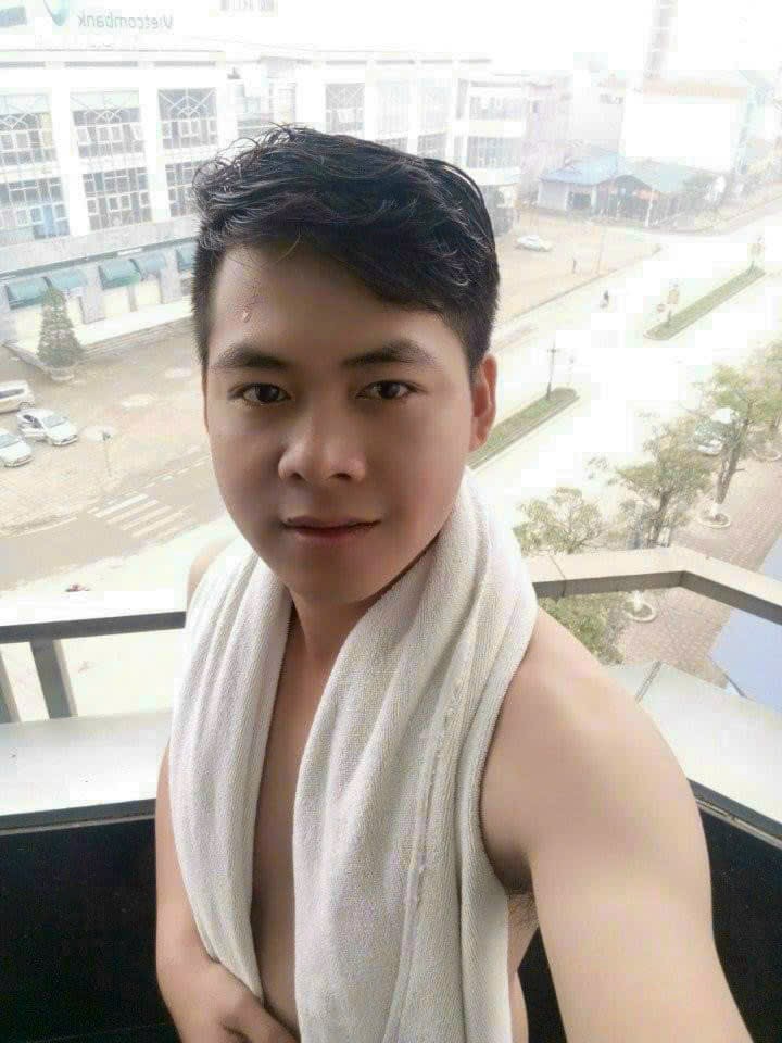 Kute35874009's tweet photo. Sáng tắm sớm tưởng không lạnh ai dè lạnh không tưởng. Chào tháng 8! https://t.co/t4Oz3XoGfQ