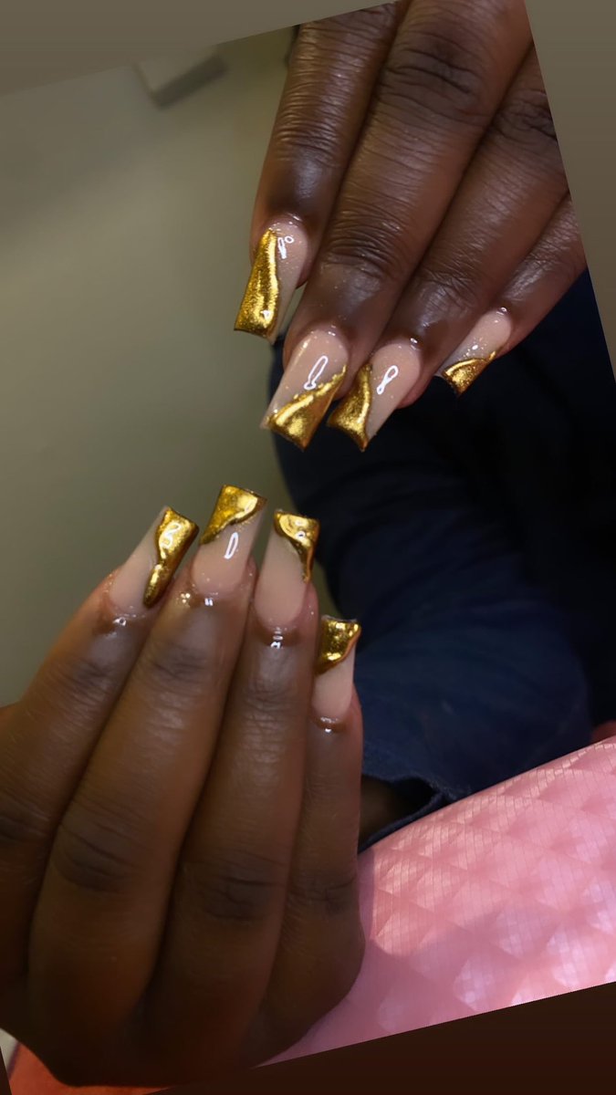 tmam___'s tweet photo. MY WORK SPEAKS FOR ITSELF 👌🏾 SELF TAUGHT AT THAT🤭🔥 BOOK NOW LOL TWITTER NEVER GET TO SEE MY SETS 🤍🤍🤍 #nails #brnailtech #brnails https://t.co/WXIM6PkmBp