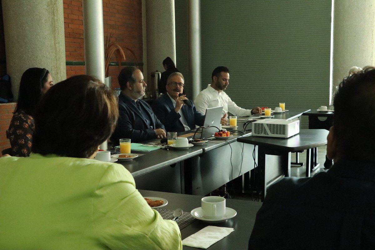 En sesión ordinaria del Patronato de 
<a href="/ExploraLeon/">Explora</a> autorizamos la primera etapa del proyecto de reforzamiento de iluminación. Arrancamos con los principales accesos del parque, del Centro de Ciencias y del Centro de Educación Ambiental La Libélula. Seguimos con la transformación.