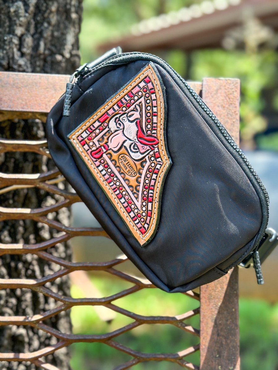 jrwleather's tweet photo. Shop update and custom orders open tomorrow at 5pm!! https://t.co/Pl6Zg3hnsp