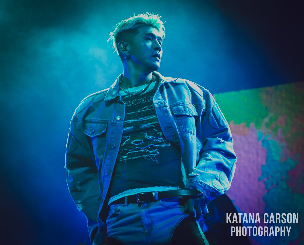 katanacarson's tweet photo. More pics of @_bigmatthewww in D.C! 📸 So much energy on stage! https://t.co/Nh0d6egCEw