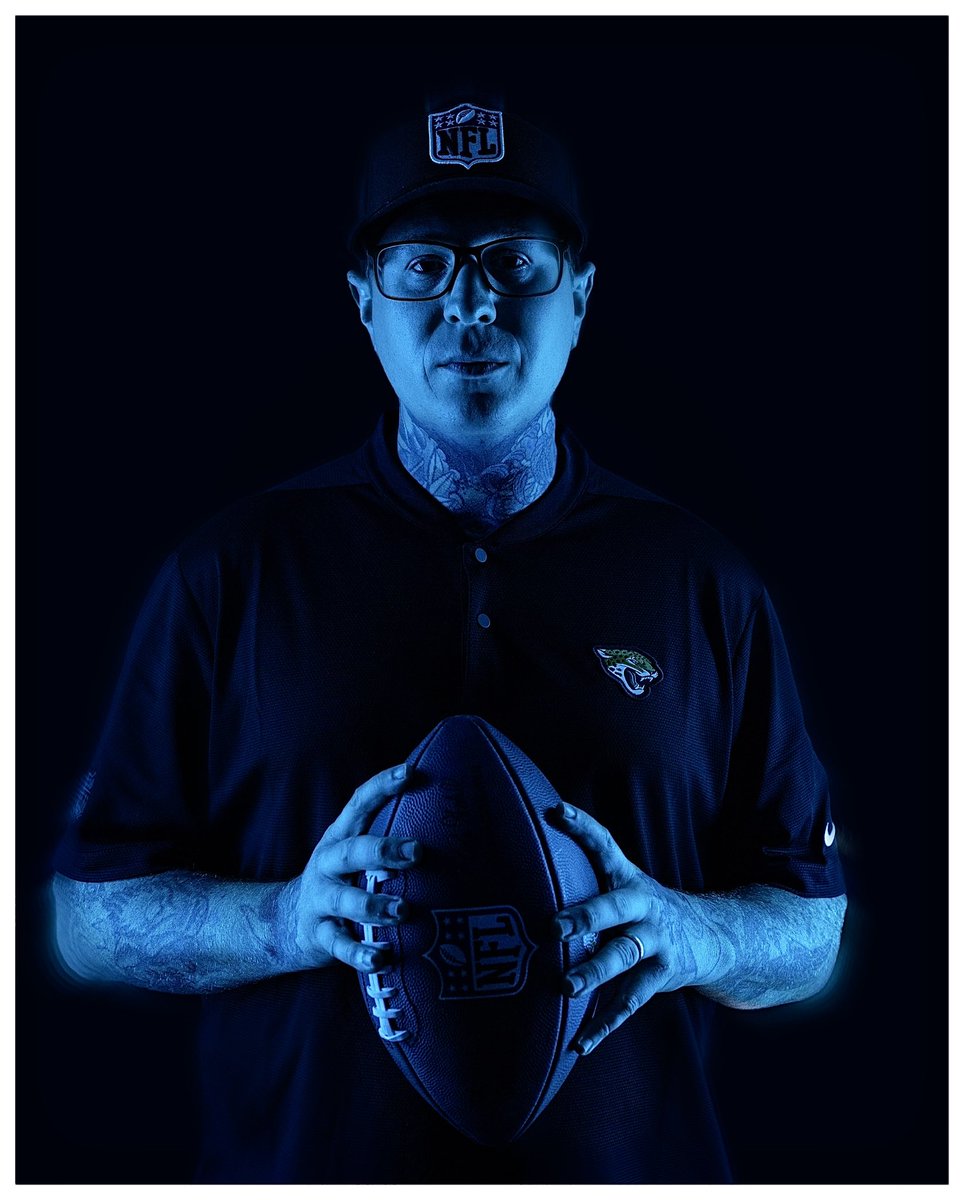 BerkshireAaron's tweet photo. Season IIII shooting the @Jaguars Yr II LCC for the @NFL letโs ride. ๐ช๐ฅ๐ธ๐ #DUUUVAL #NFL #nfllcc https://t.co/J6qWn1yUK5