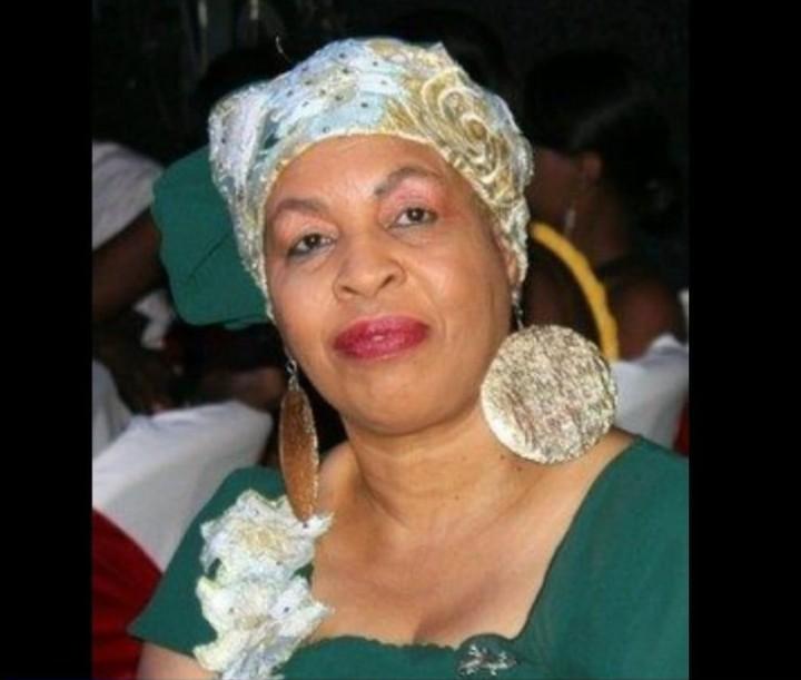 syndicatAPCH's tweet photo. Mèsi #LilianePierrePaul pou kontribisyon w pou libète lapawòl, Mèsi pou sipò w nan kominote Ayisyèn nan. #STTH #APCH #SCPVBA #FENATRATH #SYNTRANSBEL #SYNTRANSHAÏDO ak tout lòt sendika transpò yo koube yo byen ba devan memwa w pandan yap di w ak dlo nan je "Bon Travèse"
(MÉHU.C) https://t.co/vi3QpbeRXF