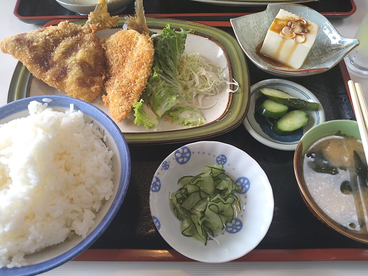 SakuraichiSol21's tweet photo. きゅうりの漬物あるのに
きゅうりの漬物出てきたのは
にやけた( ≖ᴗ≖​)
ここめちゃ美味しい🍚
#ランチ #きゅうり #ごはん #定食屋 https://t.co/HZDFN7bZbQ