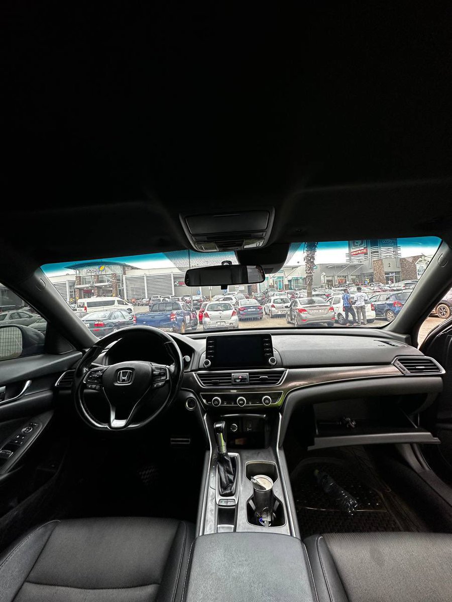 Safedeals_Gh's tweet photo. 2019 Honda Accord Sport
Push to start
Power Seats
Leather seats
Apple CarPlay
Reverse Cam
Infotainment system
Alloy Rim
Ghc🇬🇭185,500
Kindly retweet
#Stonebwoy , #Sark , #BBNaijaAllStar #bongoideas #Ghana #safedeals #NanaAddo #Mahama #wizkid #Davido #Tottenham #safedels https://t.co/fj5mbeyrpW