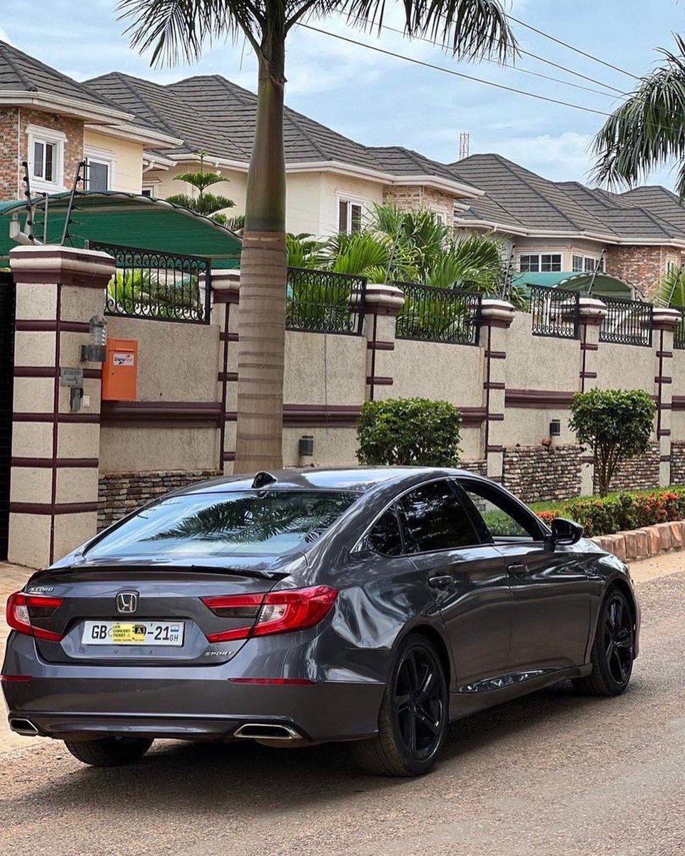 Safedeals_Gh's tweet photo. 2019 Honda Accord Sport
Push to start
Power Seats
Leather seats
Apple CarPlay
Reverse Cam
Infotainment system
Alloy Rim
Ghc🇬🇭185,500
Kindly retweet
#Stonebwoy , #Sark , #BBNaijaAllStar #bongoideas #Ghana #safedeals #NanaAddo #Mahama #wizkid #Davido #Tottenham #safedels https://t.co/fj5mbeyrpW