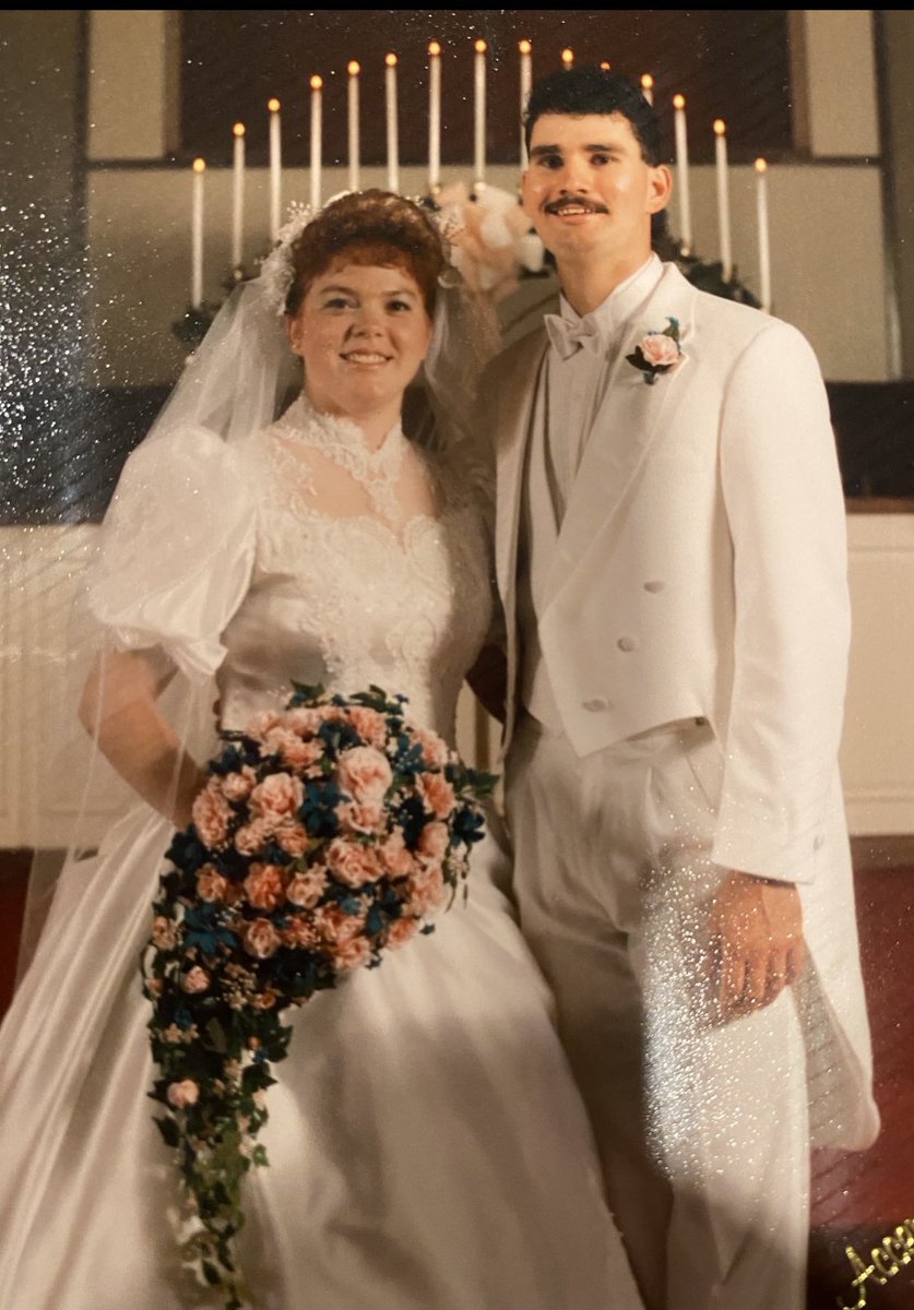 mseabaker's tweet photo. As we have done almost every year, enjoyed tonight celebrating our 30th wedding anniversary at #redonioncafe.   I am very blessed spending my life with Stacie. https://t.co/eHZ45dvkW6
